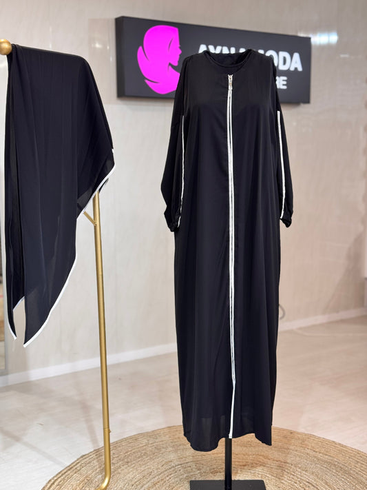 Abaya mit Kopftuch