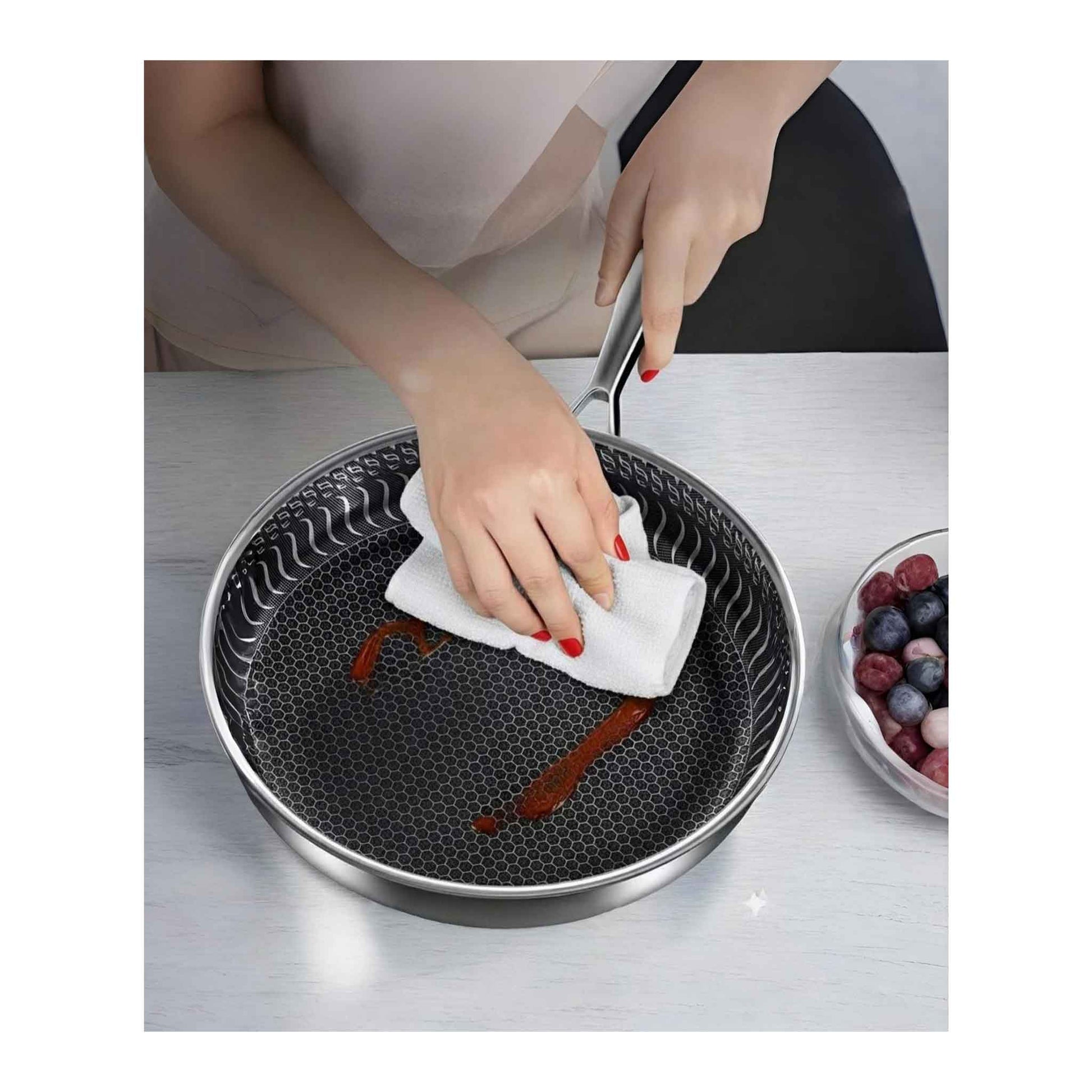 PDF28-Bratpfanne mit Deckel Ø28 cm – Edelstahl 18-10 mit Wabenstruktur, Induktion geeignet & kratzfest