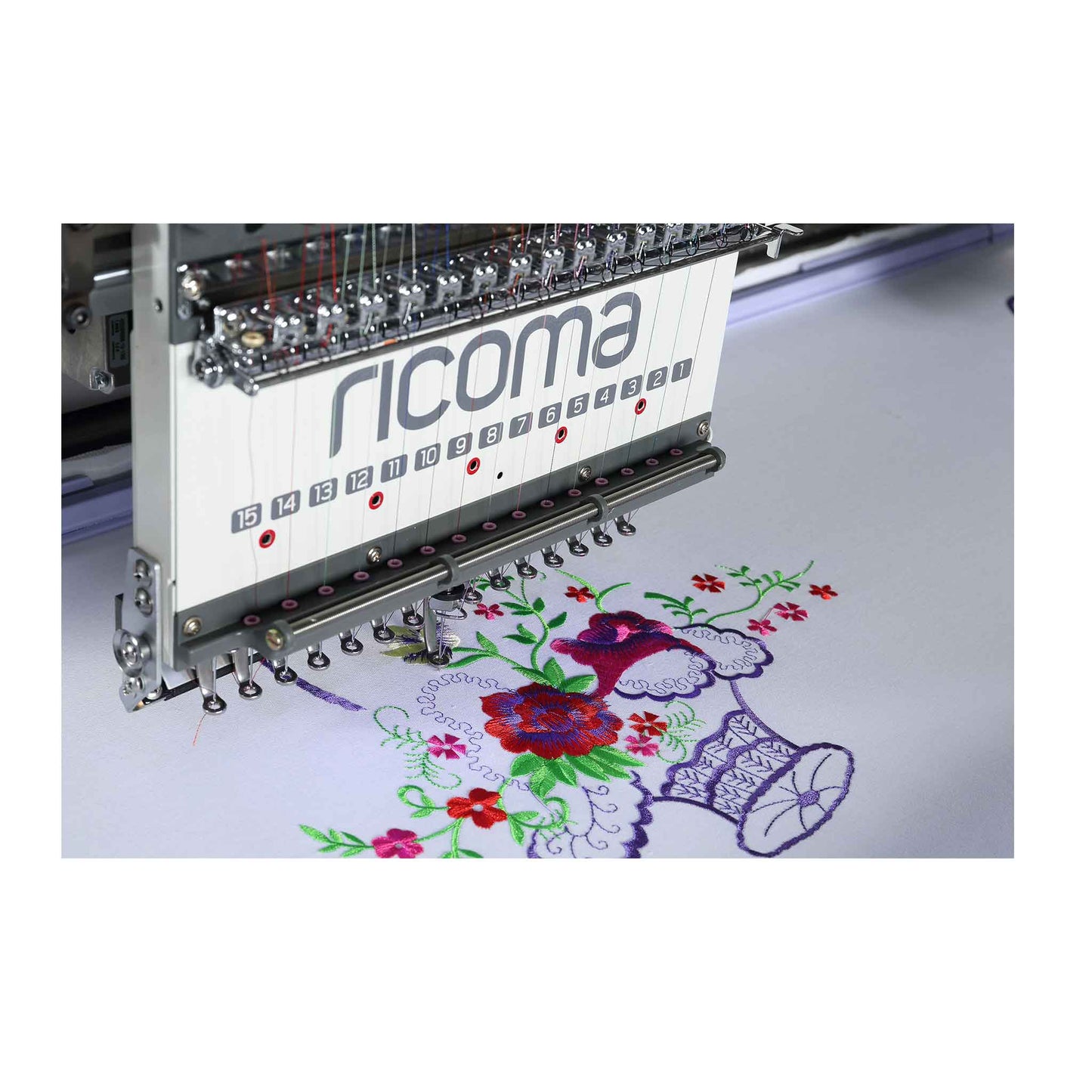 Ricoma Stickmaschine RiCOMA MT-1502-7S mit schöne Stickerei auf Flache Stickfeld