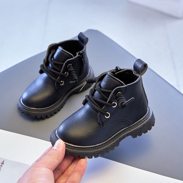 KINDERSCHUHE - Modische Winter-, Herbst- Stiefel für Mädchen oder Jungen